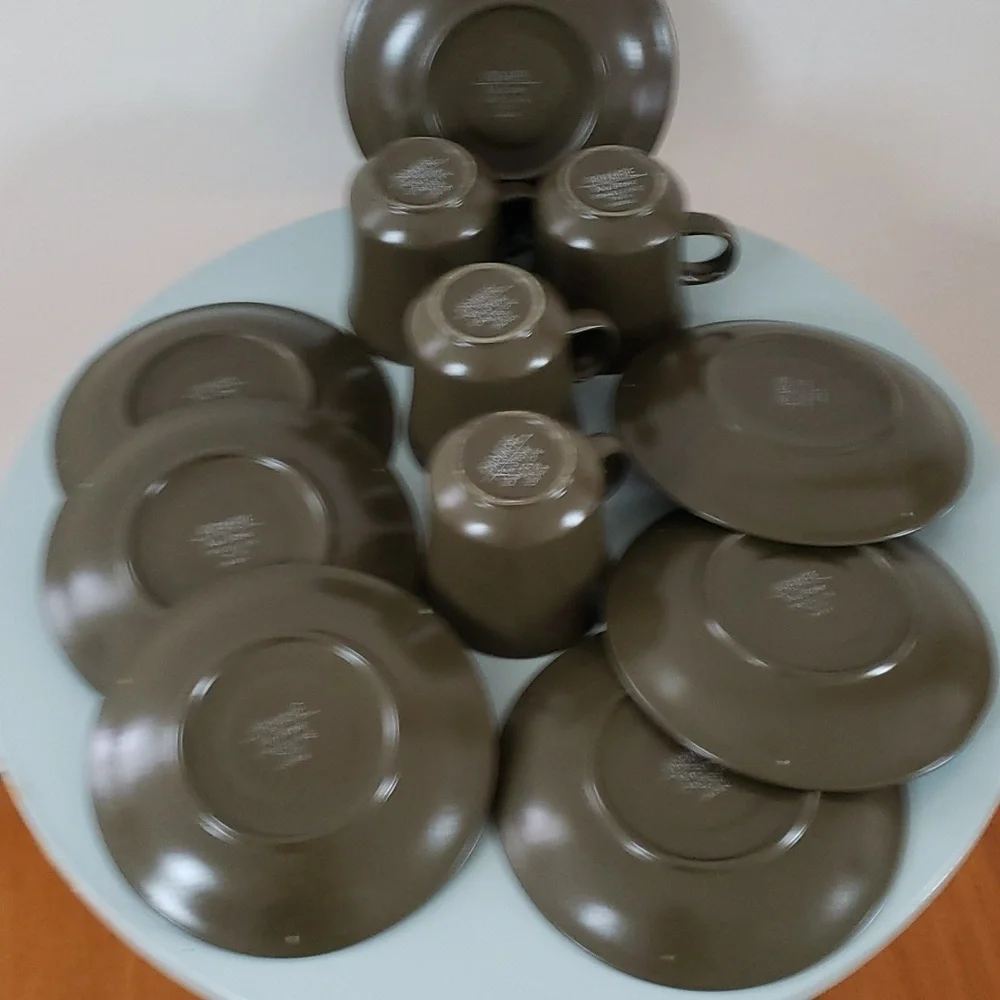 Premiere Nu Stone CANTELOPE 7606 Japan 70s Cups & Saucers Brown & Orange, VTG